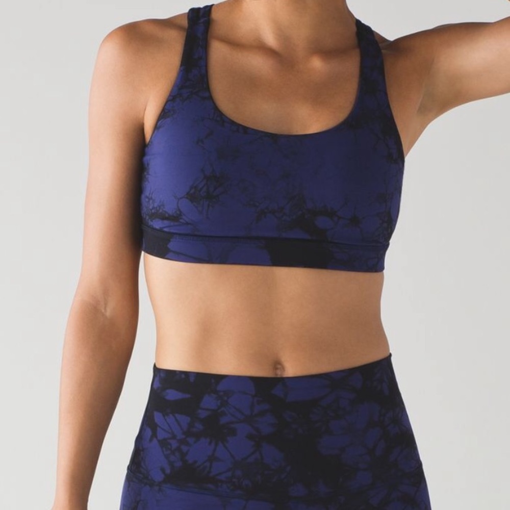 Lululemon bras